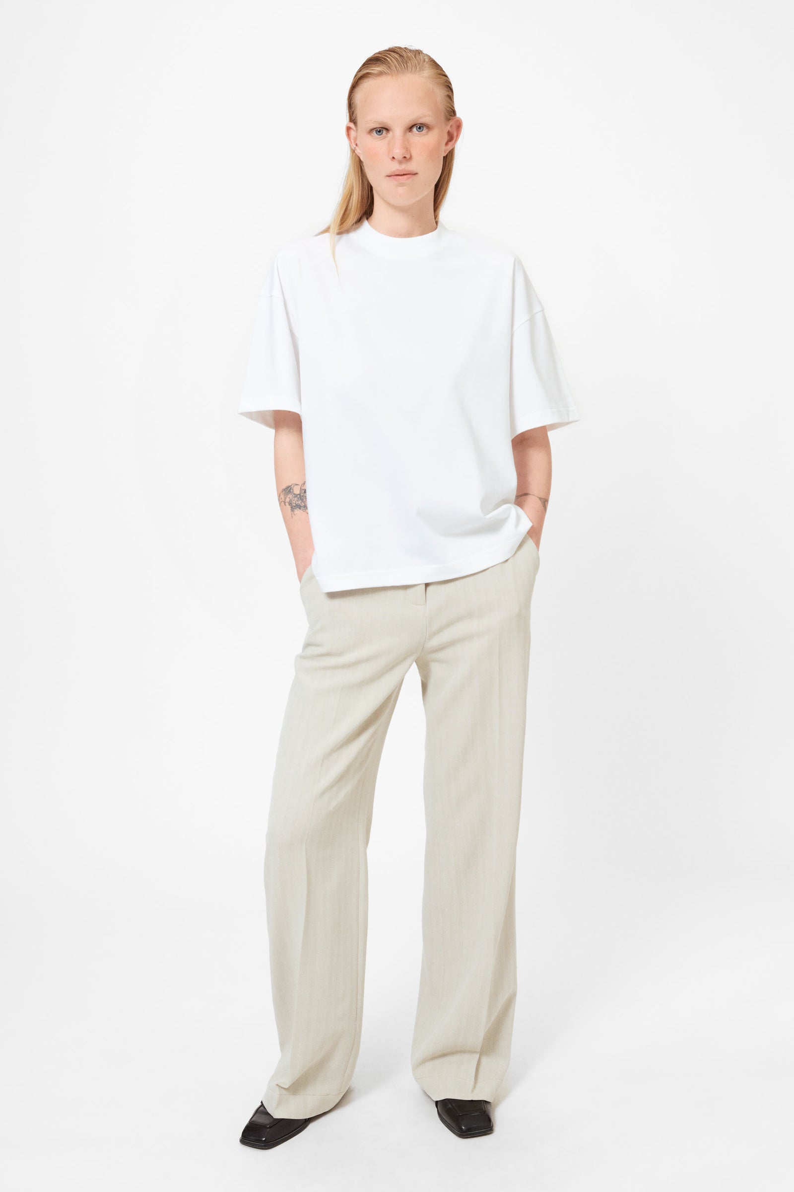 Aria T-Shirt, Pink Logo