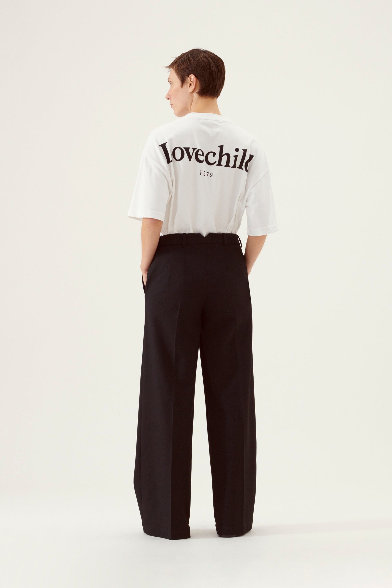 Aria T-Shirt, Black Logo