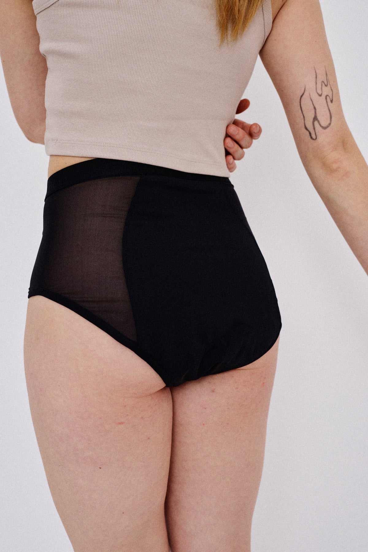 FLOW BRIEF - BLACK