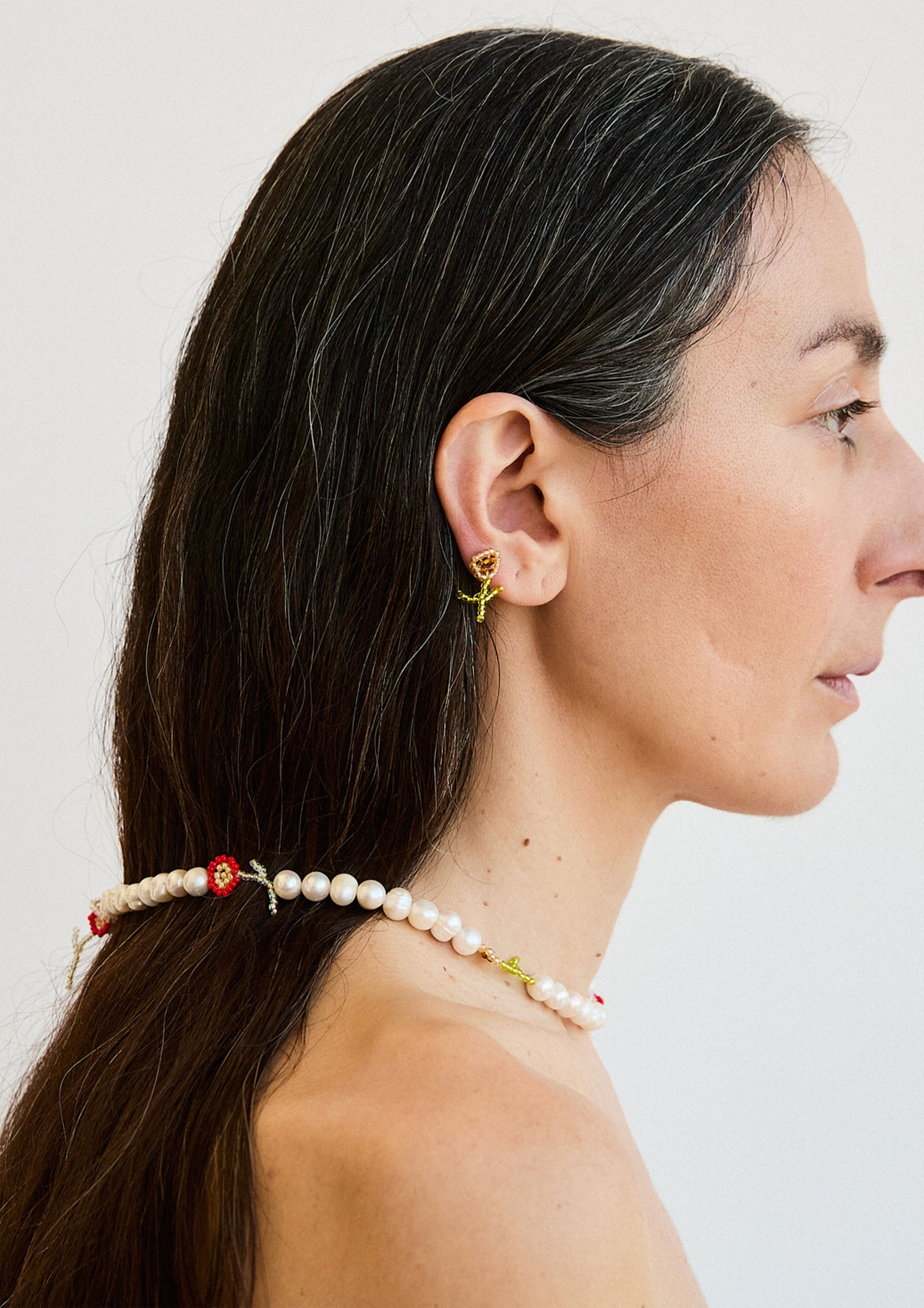 Multi Pearl Flor Necklace