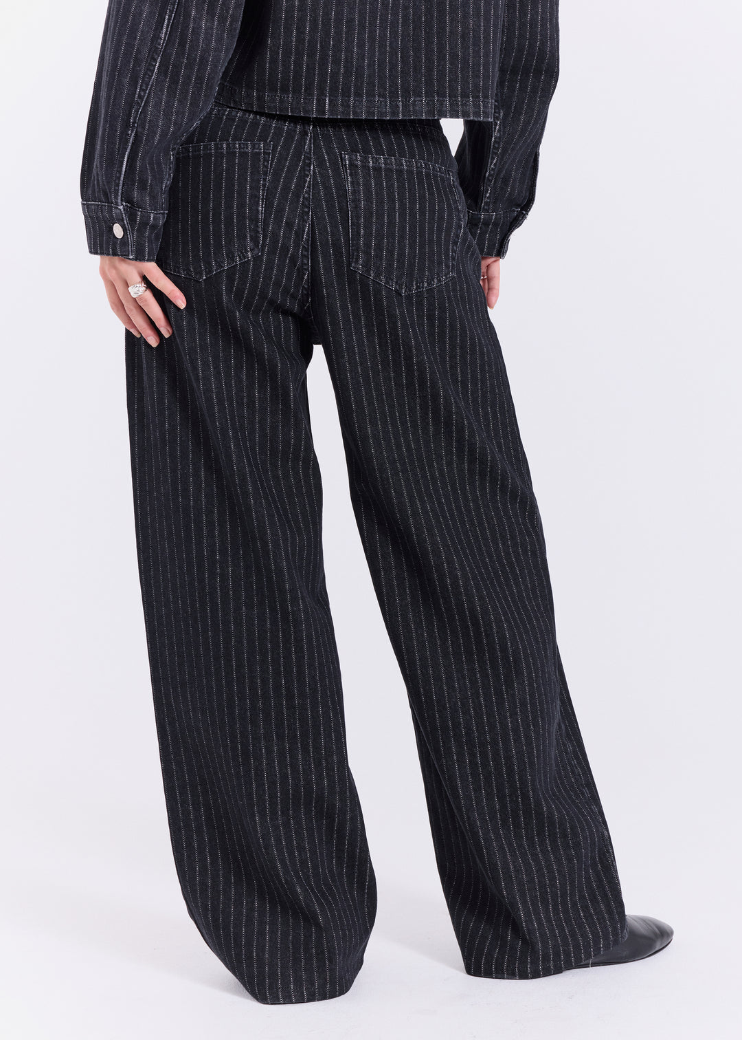 Hannoli Pinstripe Jeans - Black