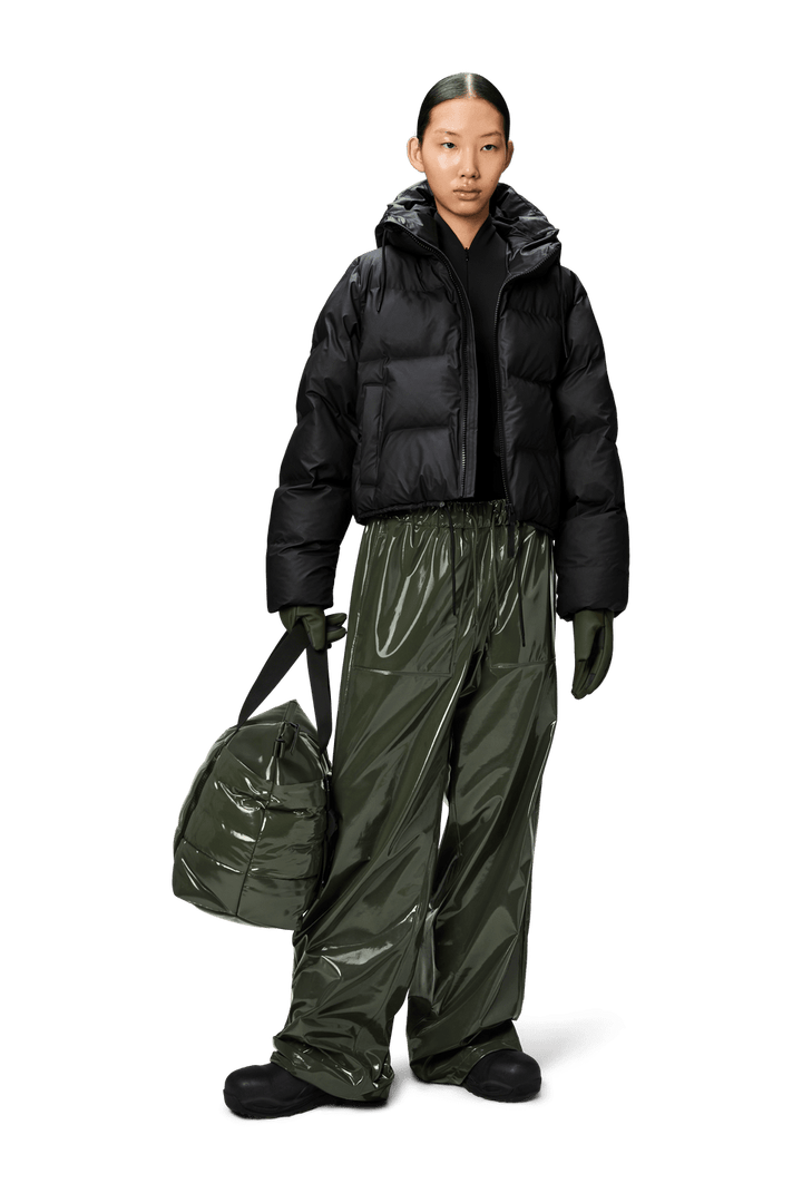 Alta Short Puffer Jacket, Black