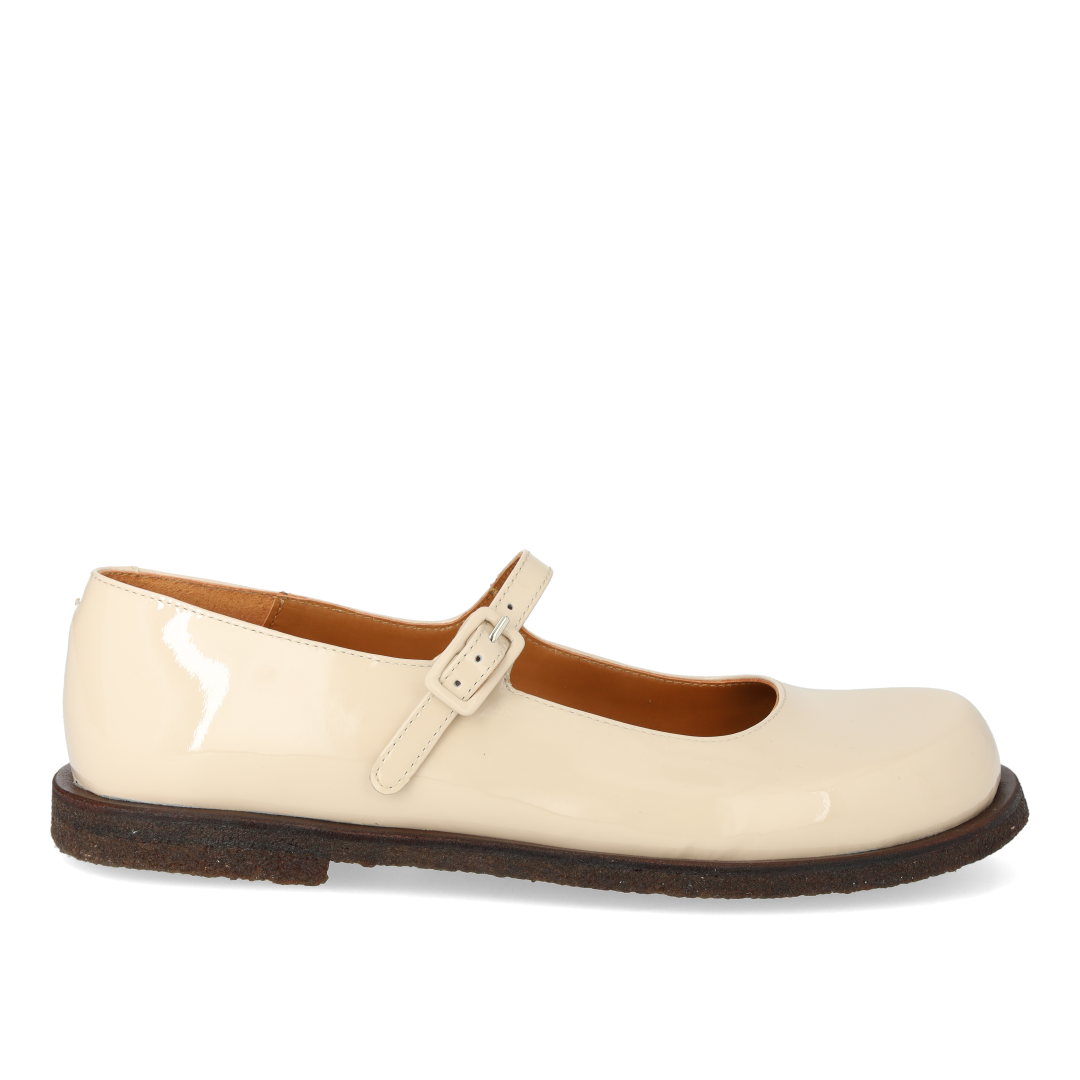 Ballerina spacious fit, Beige