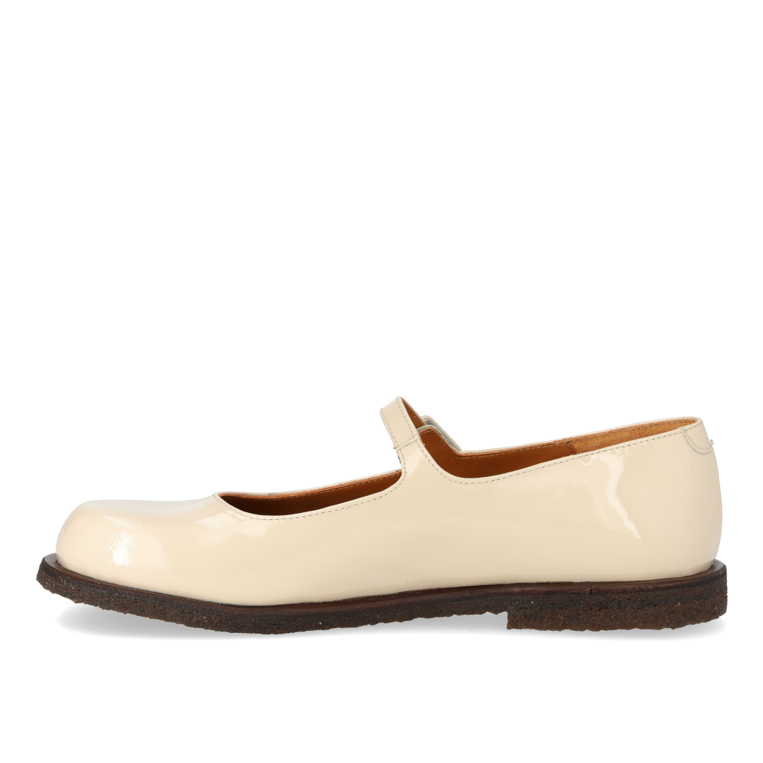 Ballerina spacious fit, Beige