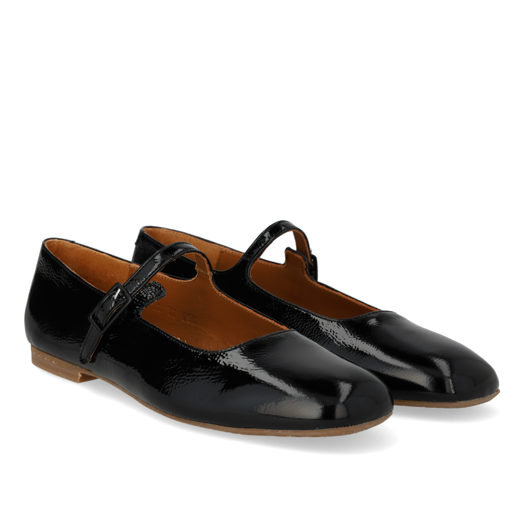 Ballerina buckle with