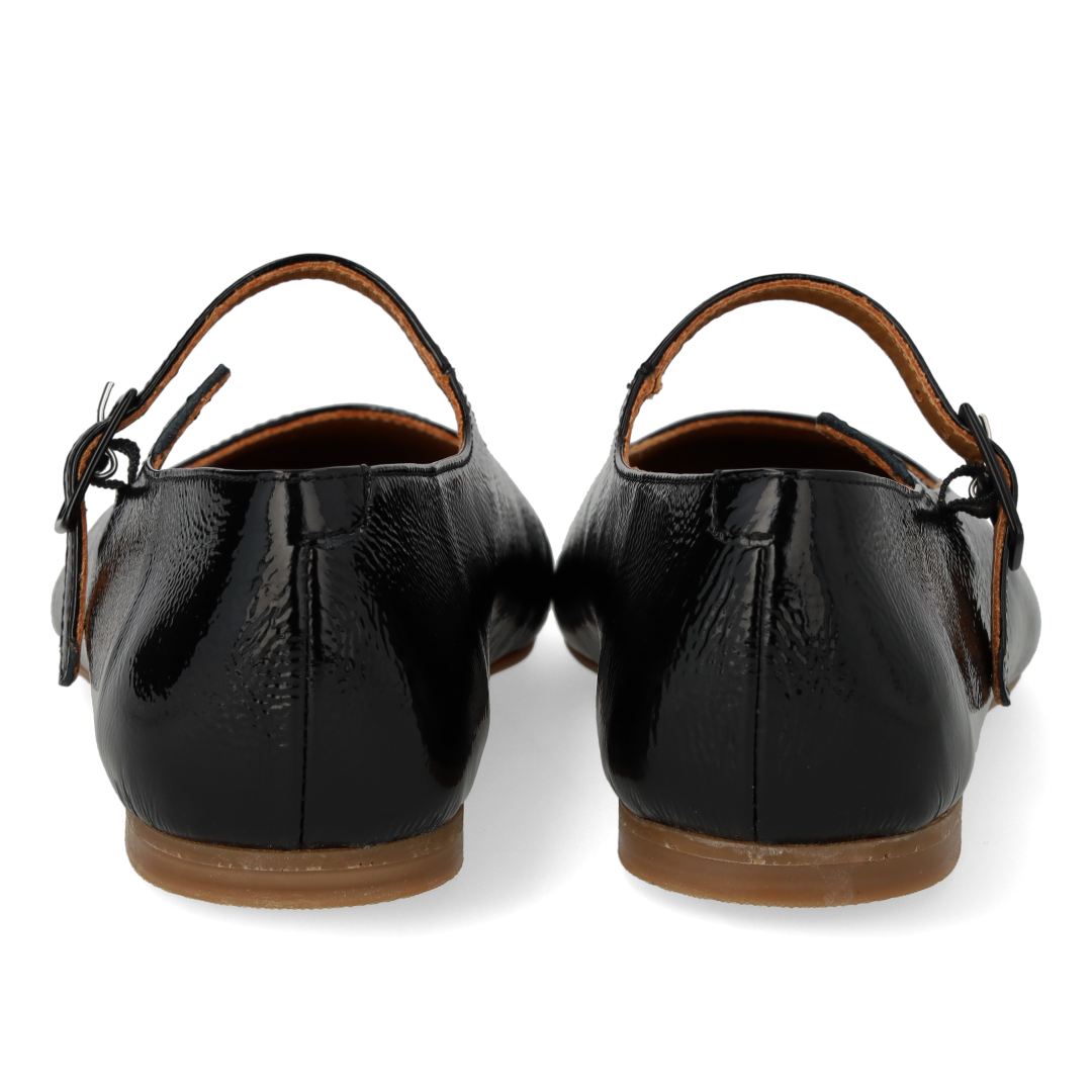 Ballerina buckle with