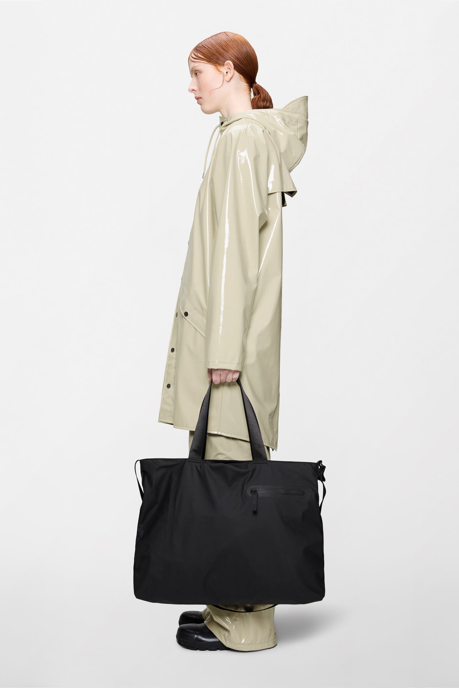 Dash Messenger Tote Bag, Black