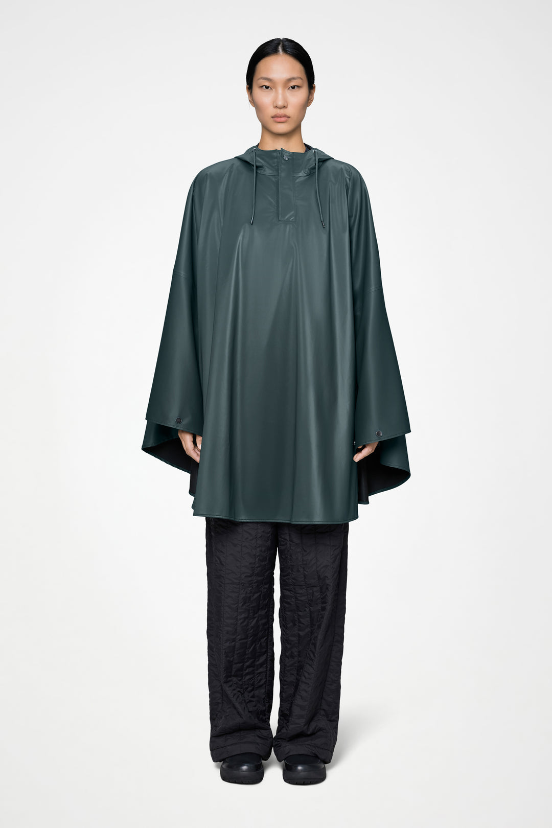 Rains Cape, Mystique