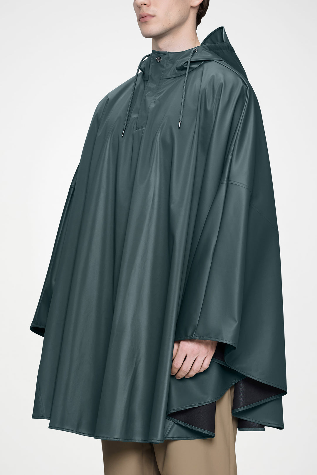 Rains Cape, Mystique