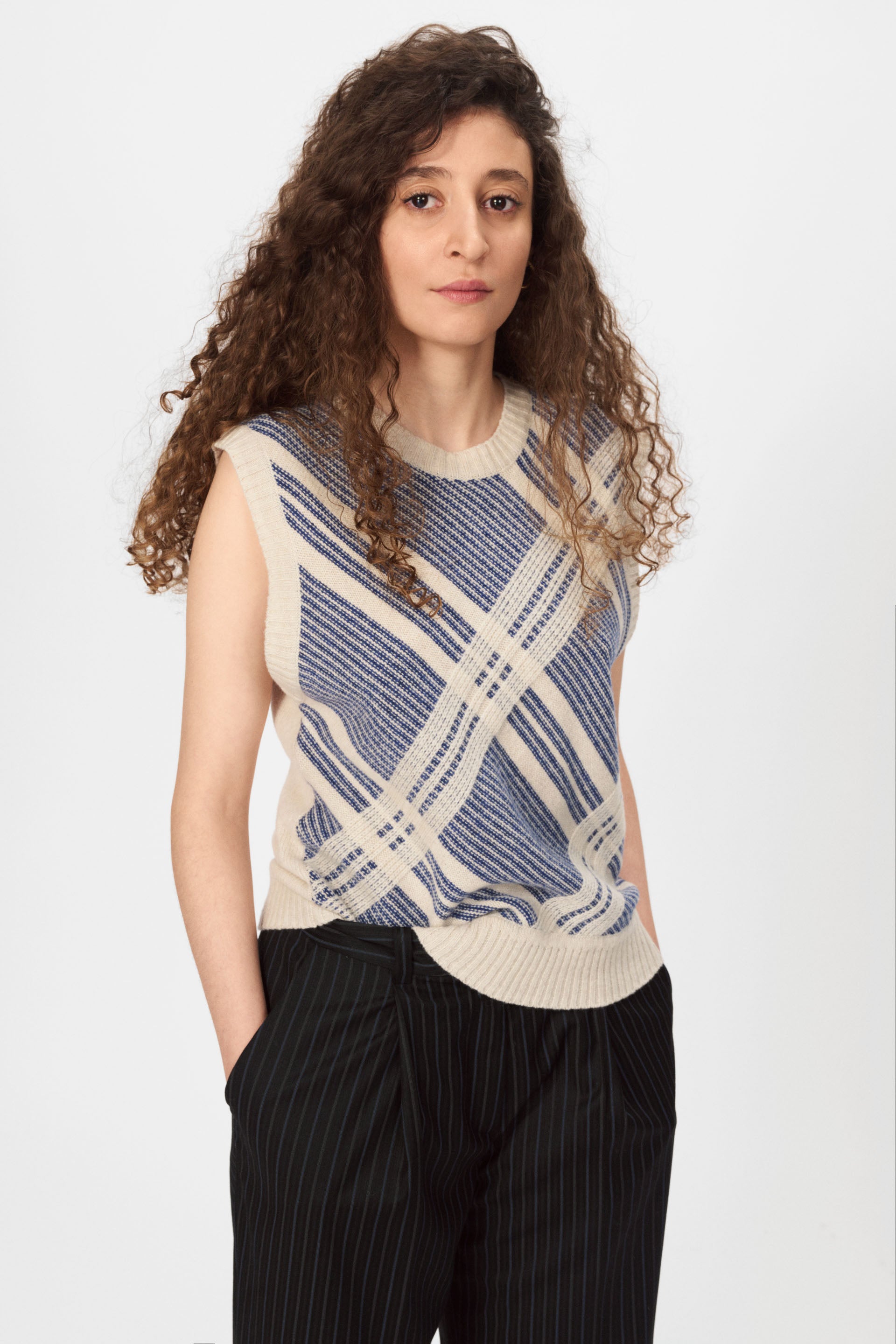 Malik Vest