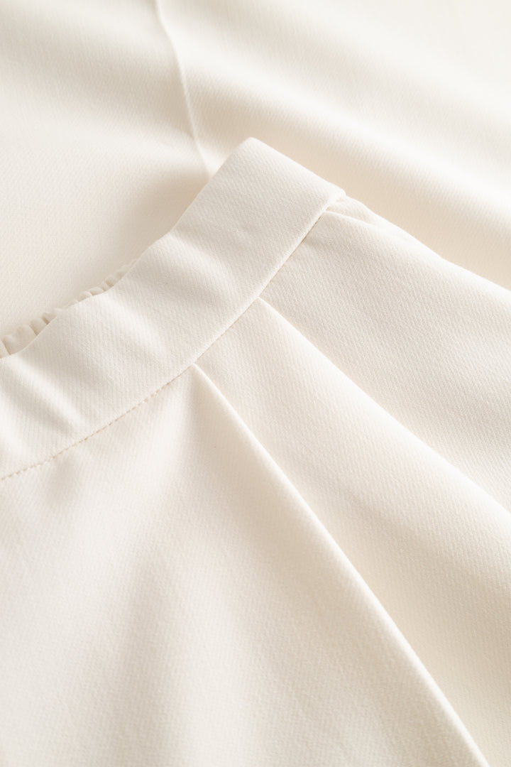 Lainey Shorts, Egret