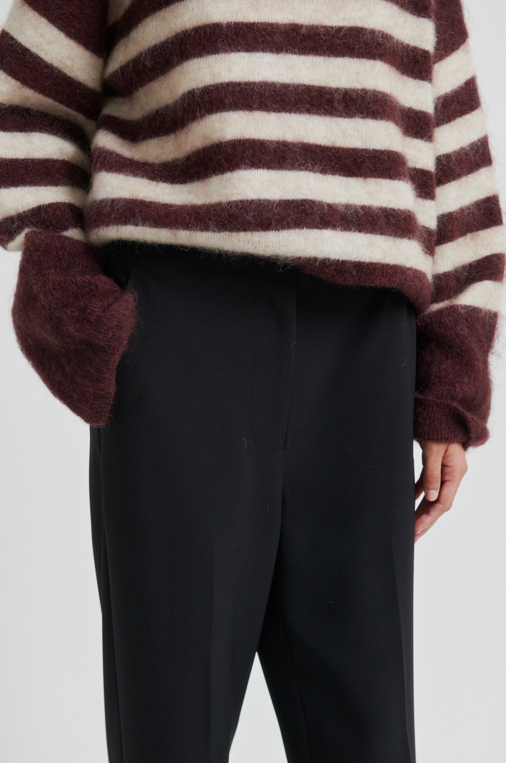 Fique Classic Trousers, Black
