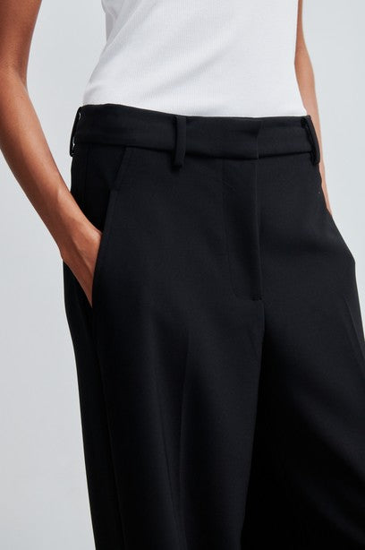 Fique Straight leg Trousers