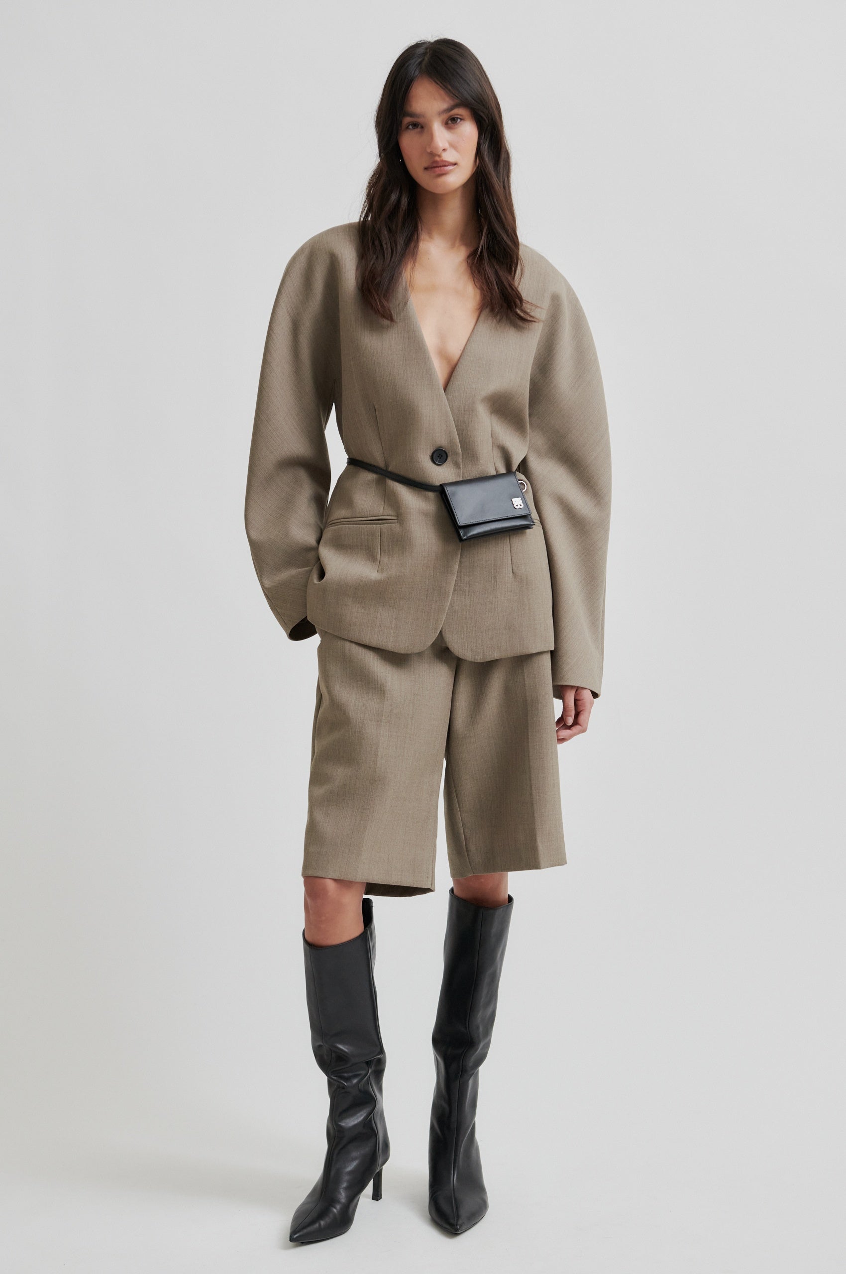 Levelup Tailored Shorts, Mid Brown Melange