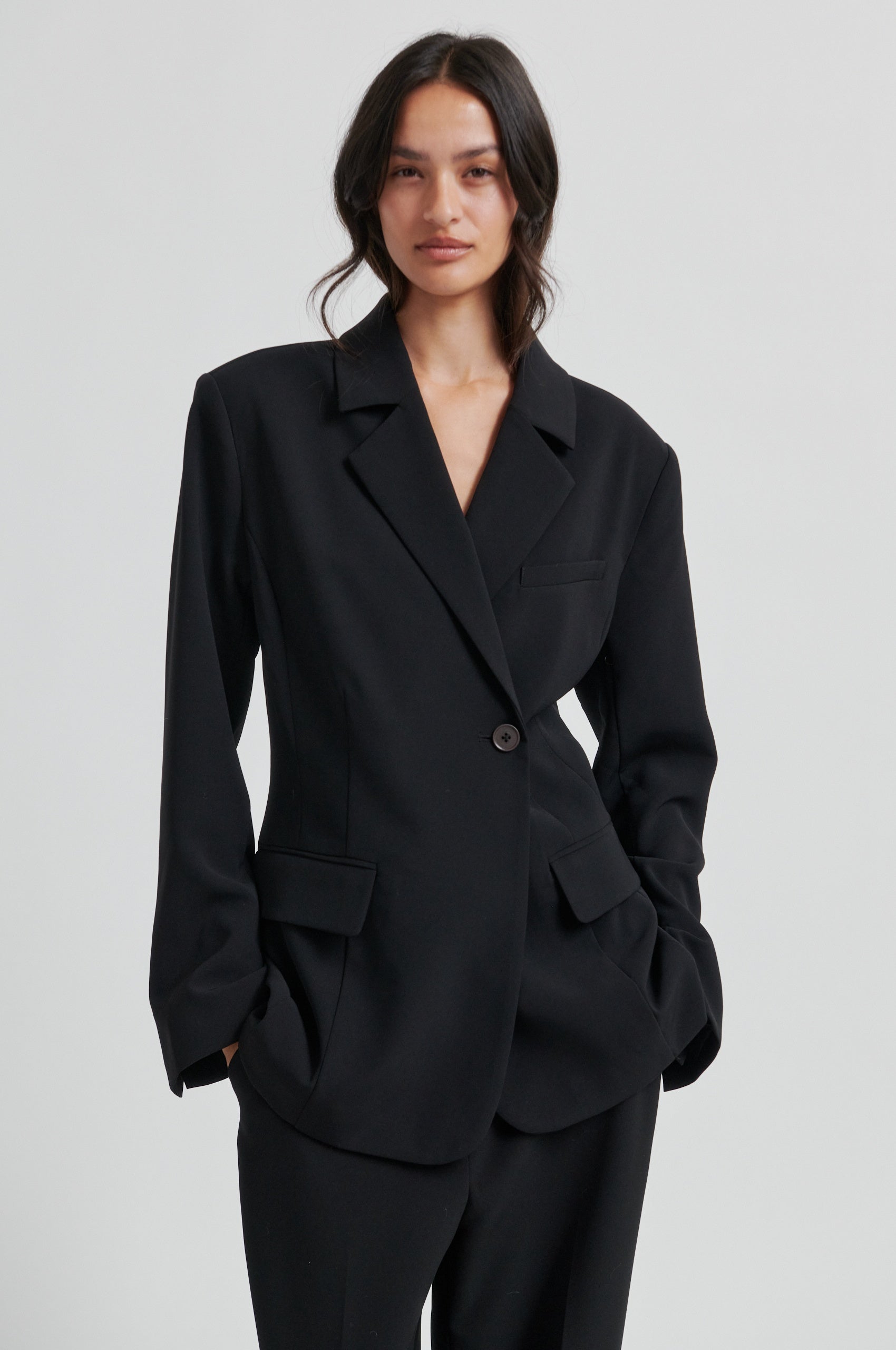 Fique Fitted Blazer, Black