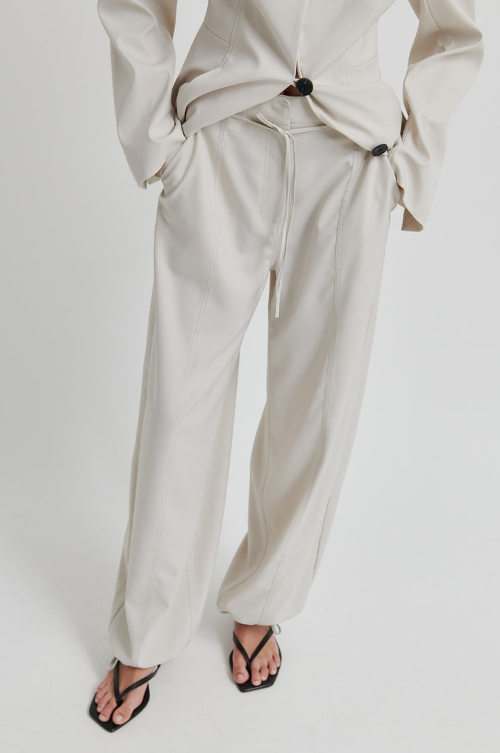 Amaze Cargo Trousers, Soft Beige