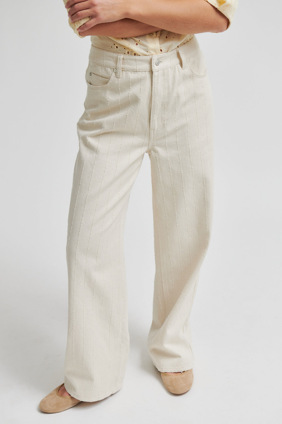 Roselia Jeans, Eggnog
