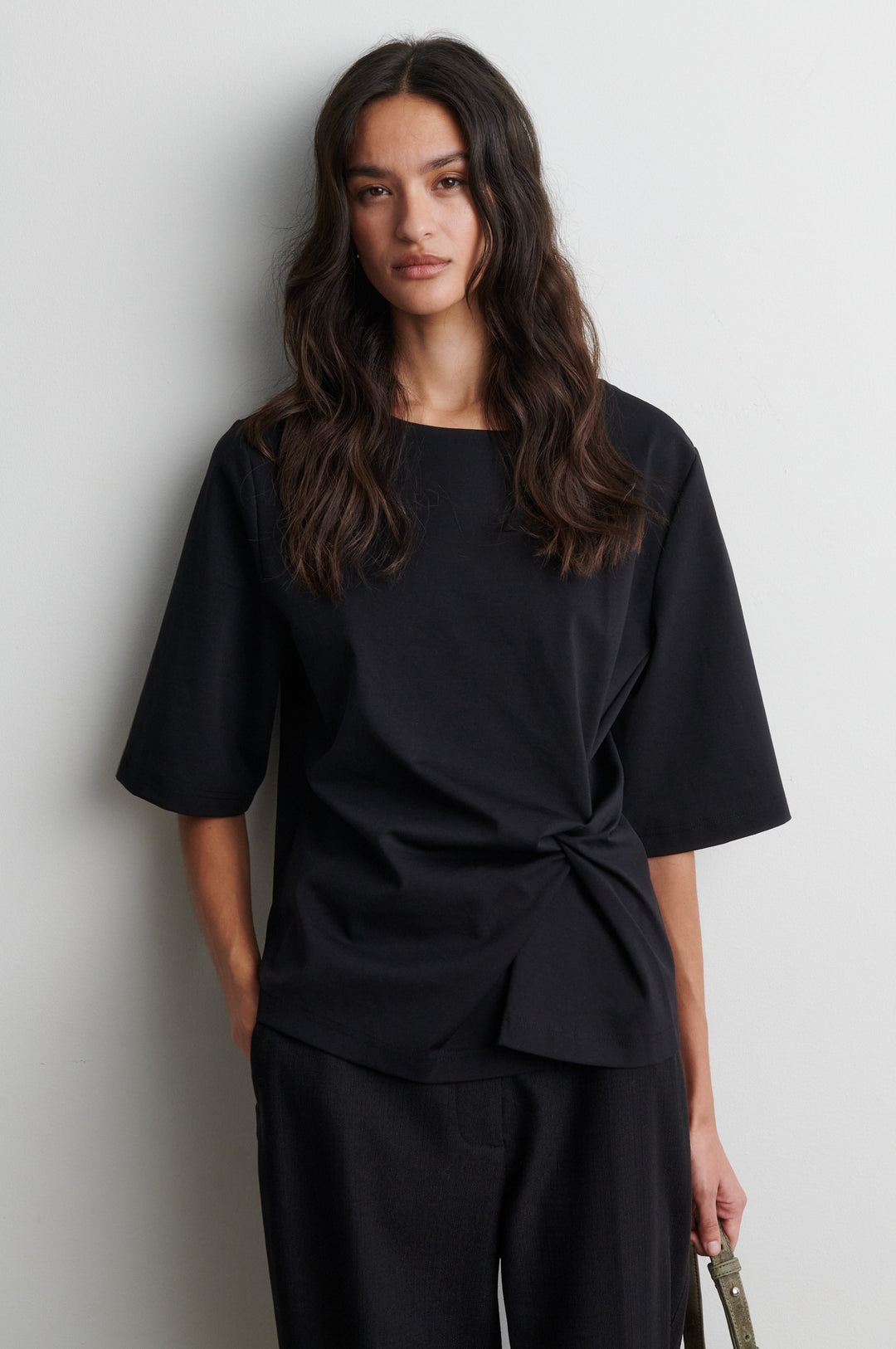Arkai Drape Tee - Black