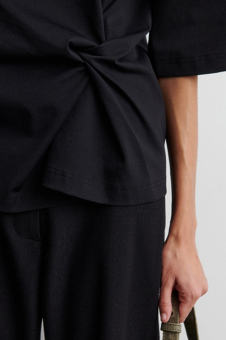 Arkai Drape Tee - Black