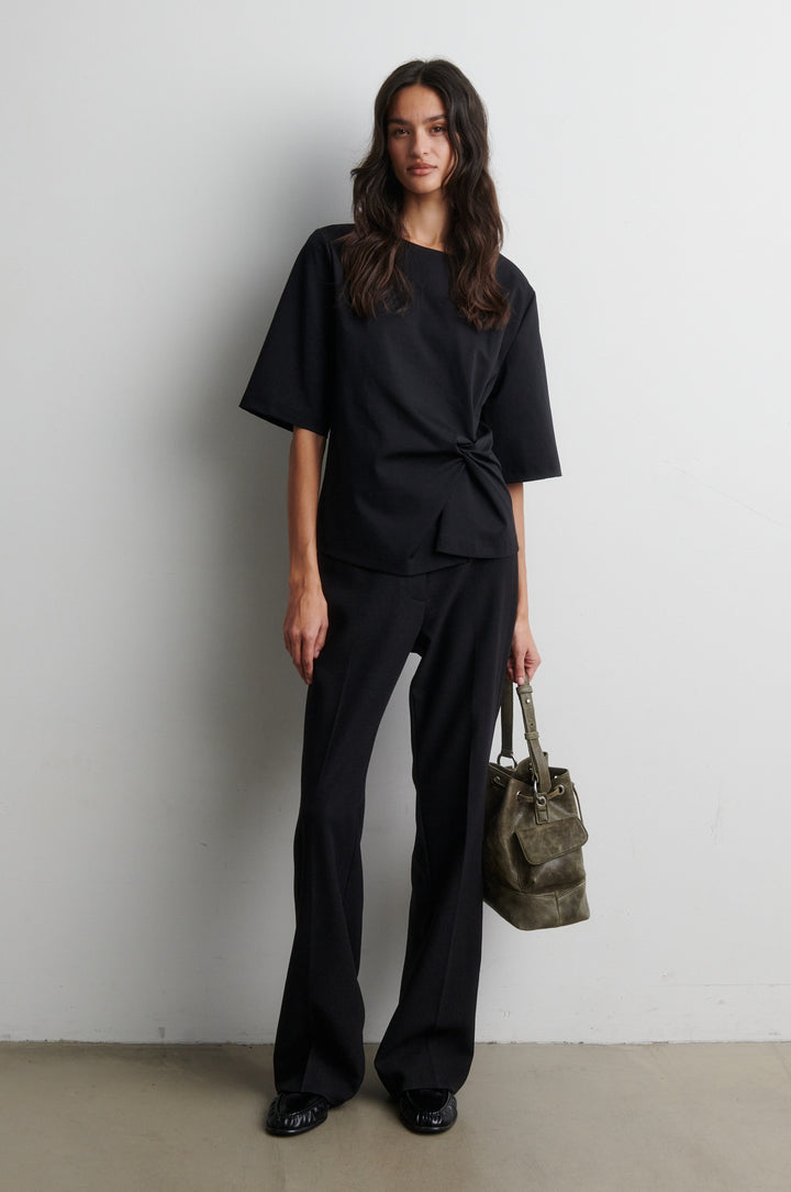 Arkai Drape Tee - Black