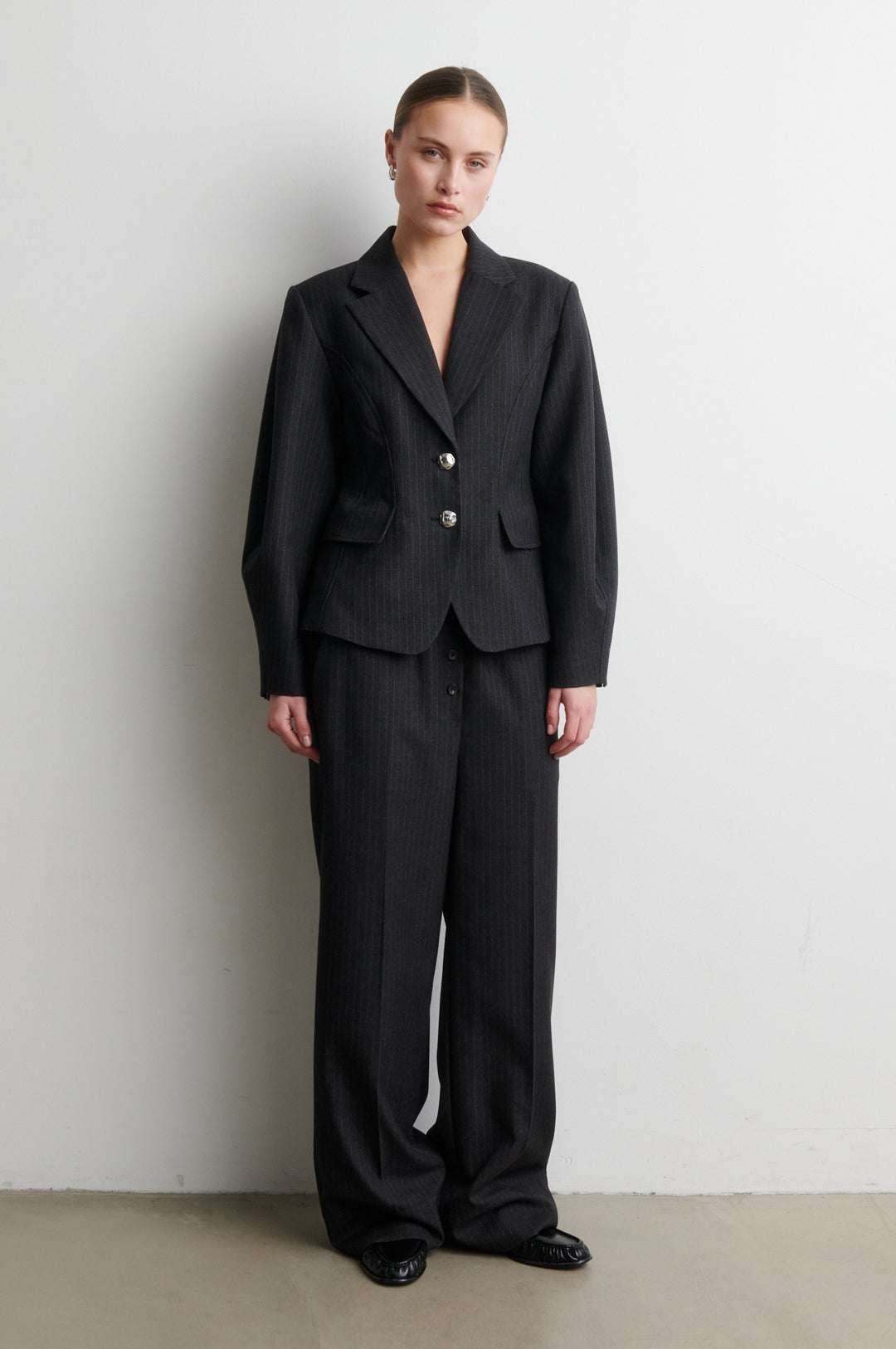 Vienne Sculptured Blazer - Grey Pinstripe