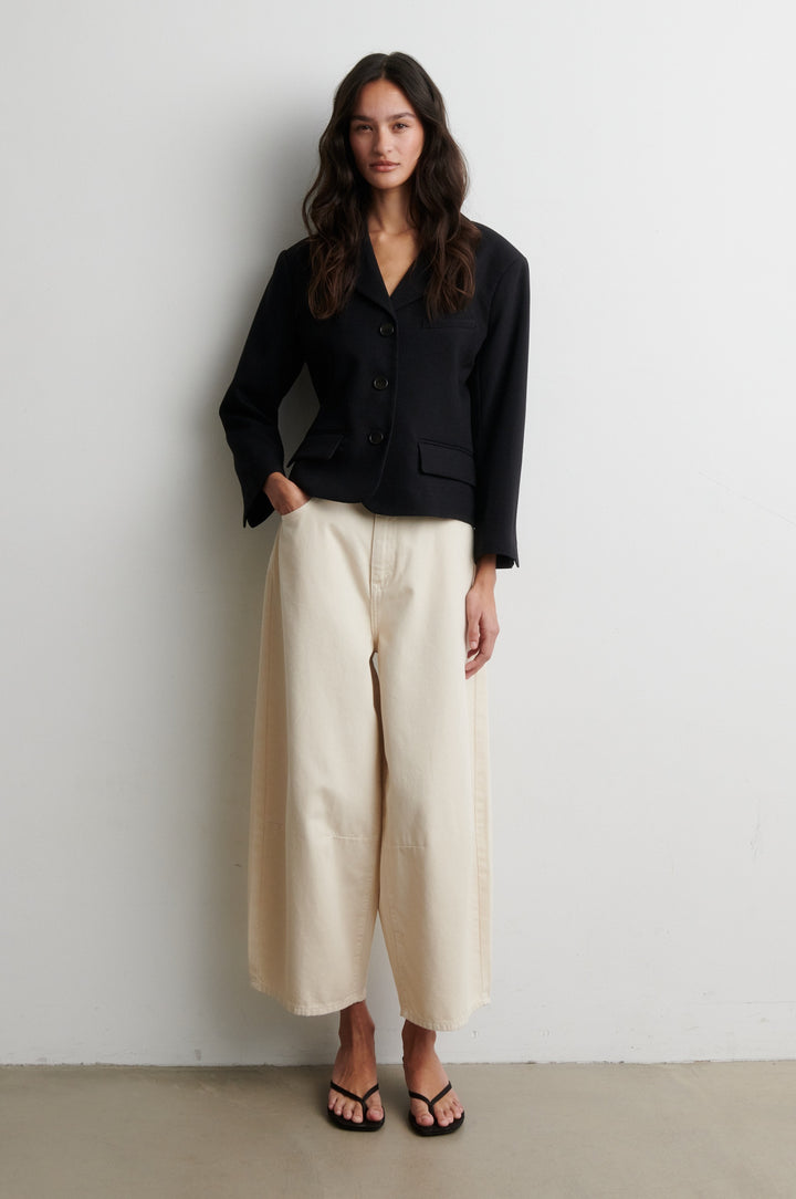 Sella Short Blazer - Black