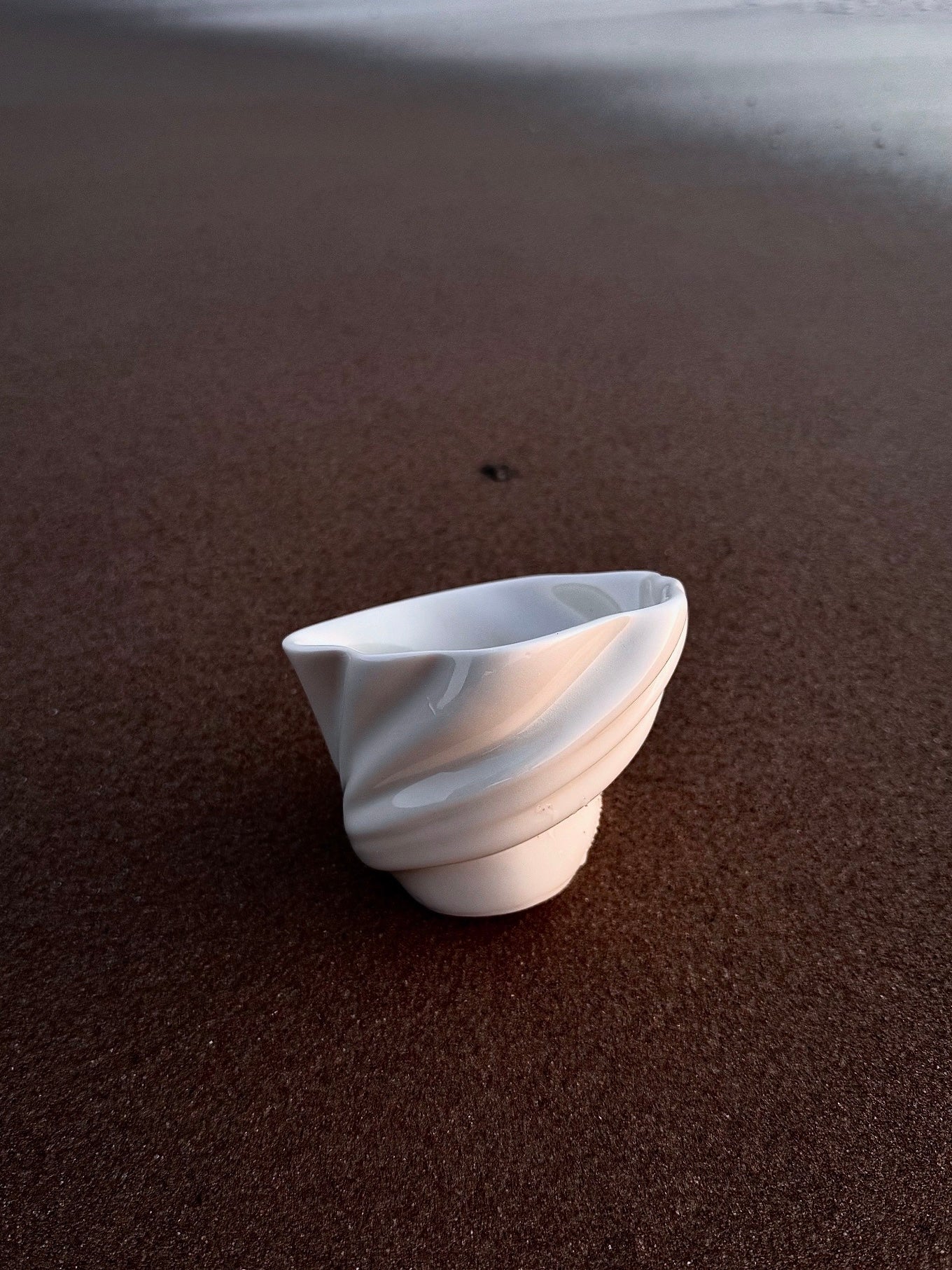 Svanen Cup, Blank White / FORPÖNTUN 16. DES