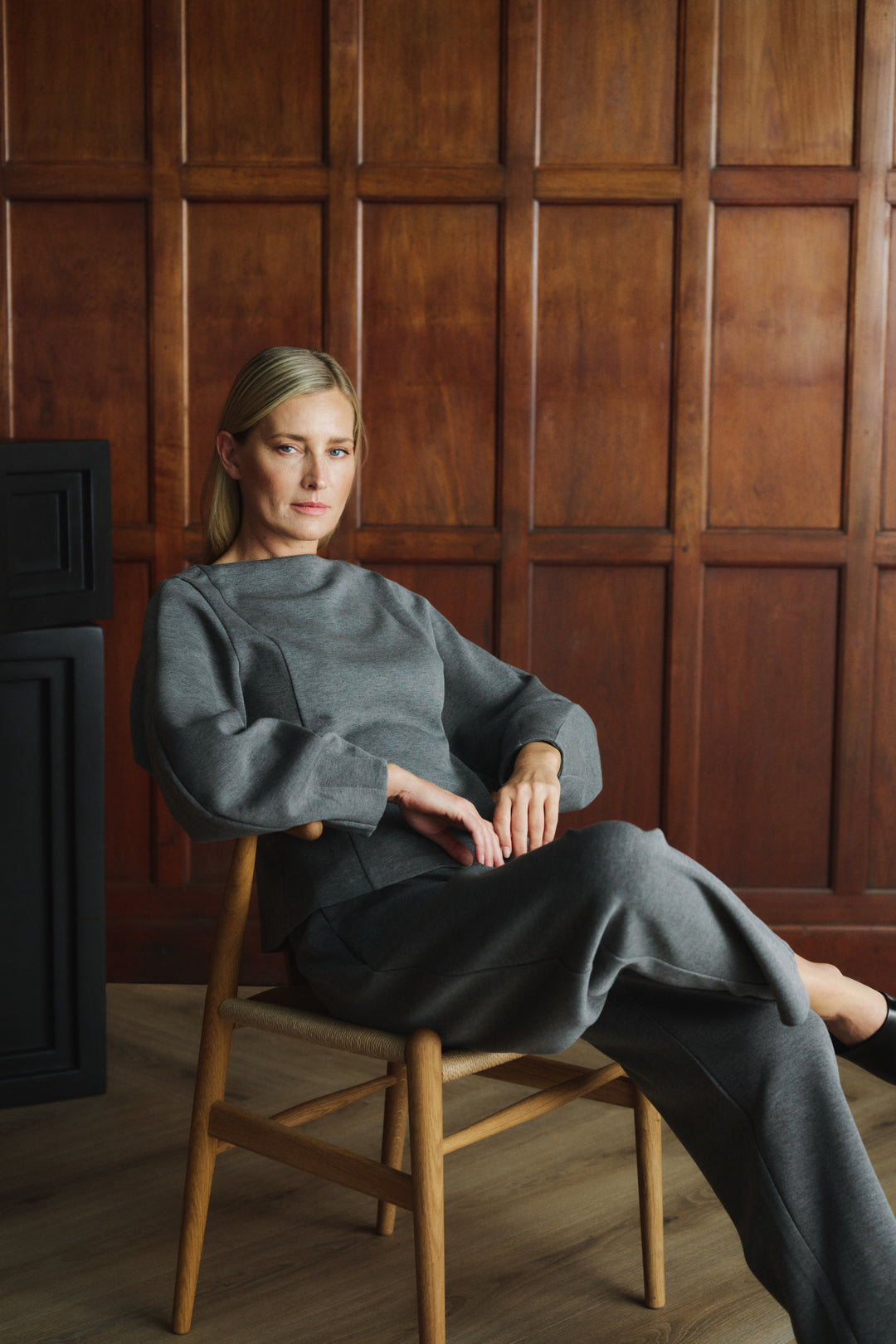 Avalon Fitted Blouse - Black