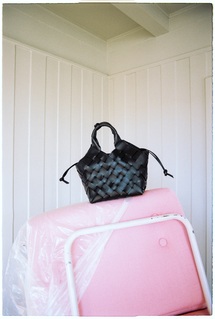 Misu Leather Bag Medium, Black