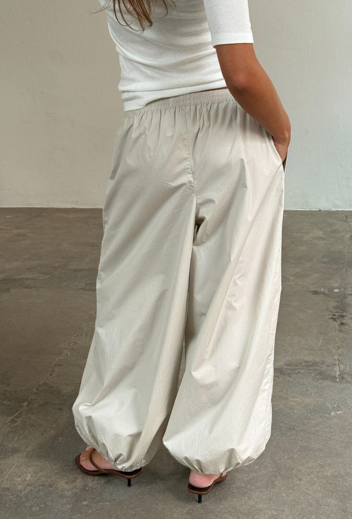 Caro Pants, Sand