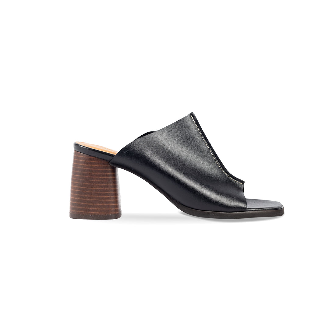 Mule with sculptural heel, Black