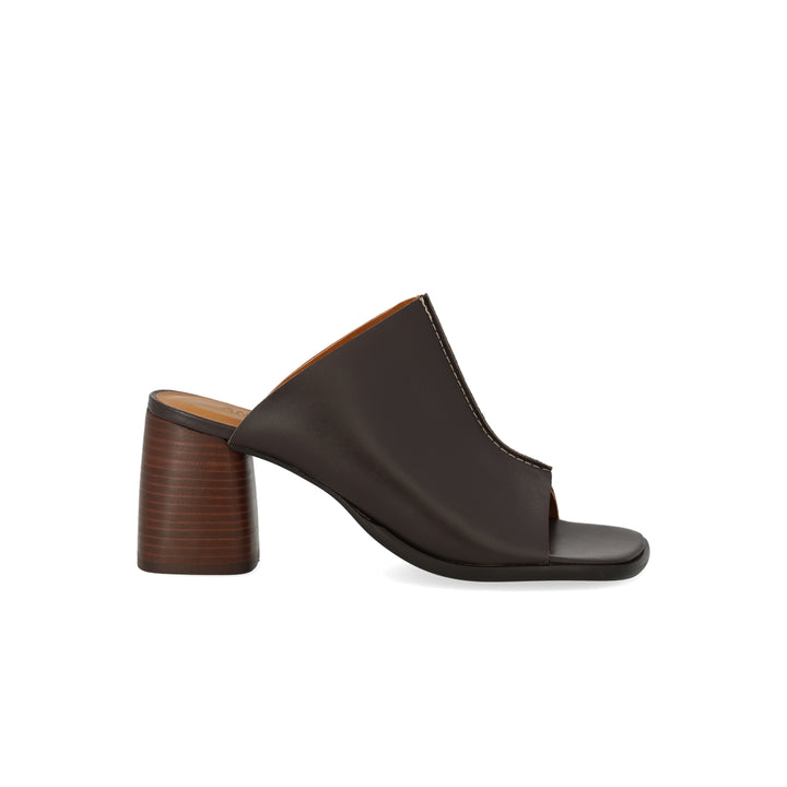 Mule with sculptural heel, Dark Brown