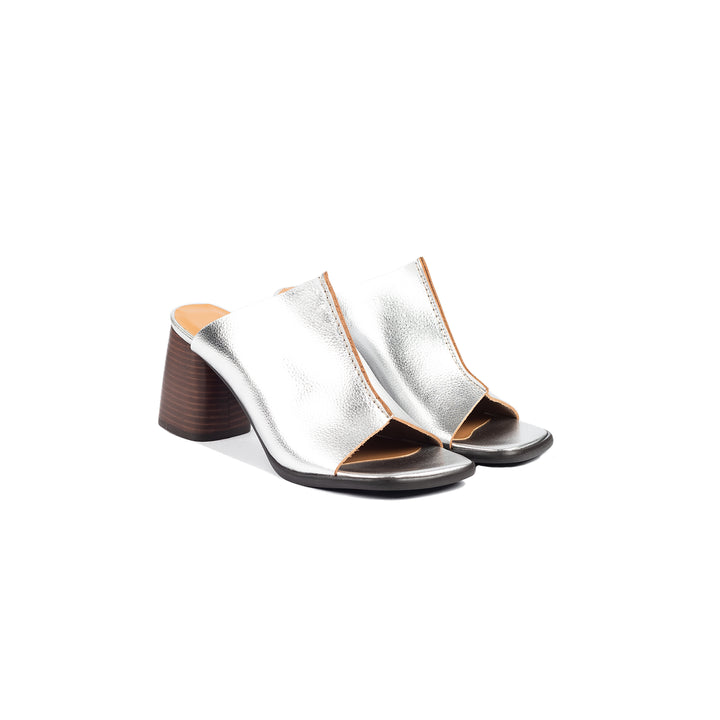Mule with sculptural heel, Silver