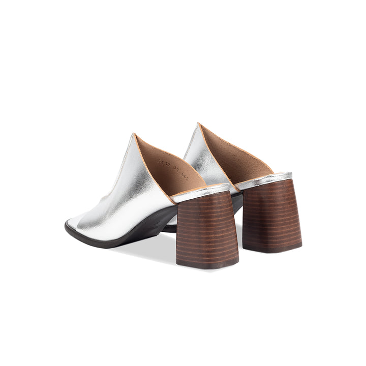 Mule with sculptural heel, Silver
