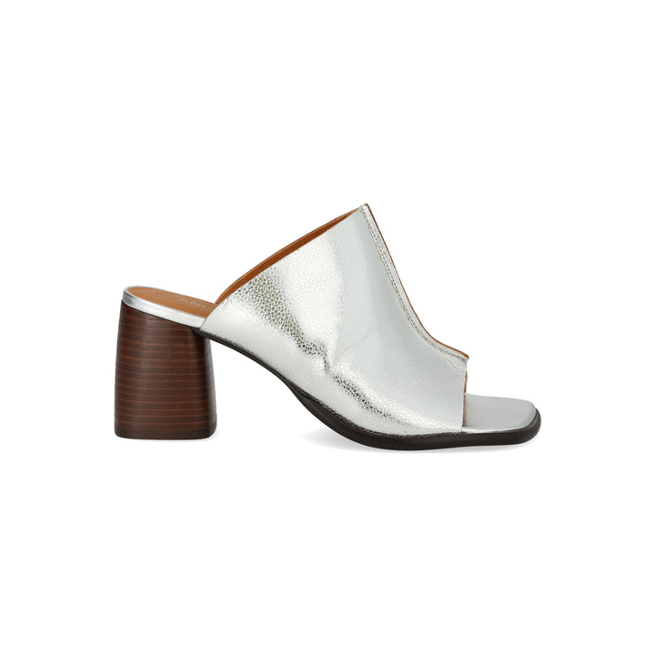 Mule with sculptural heel, Silver