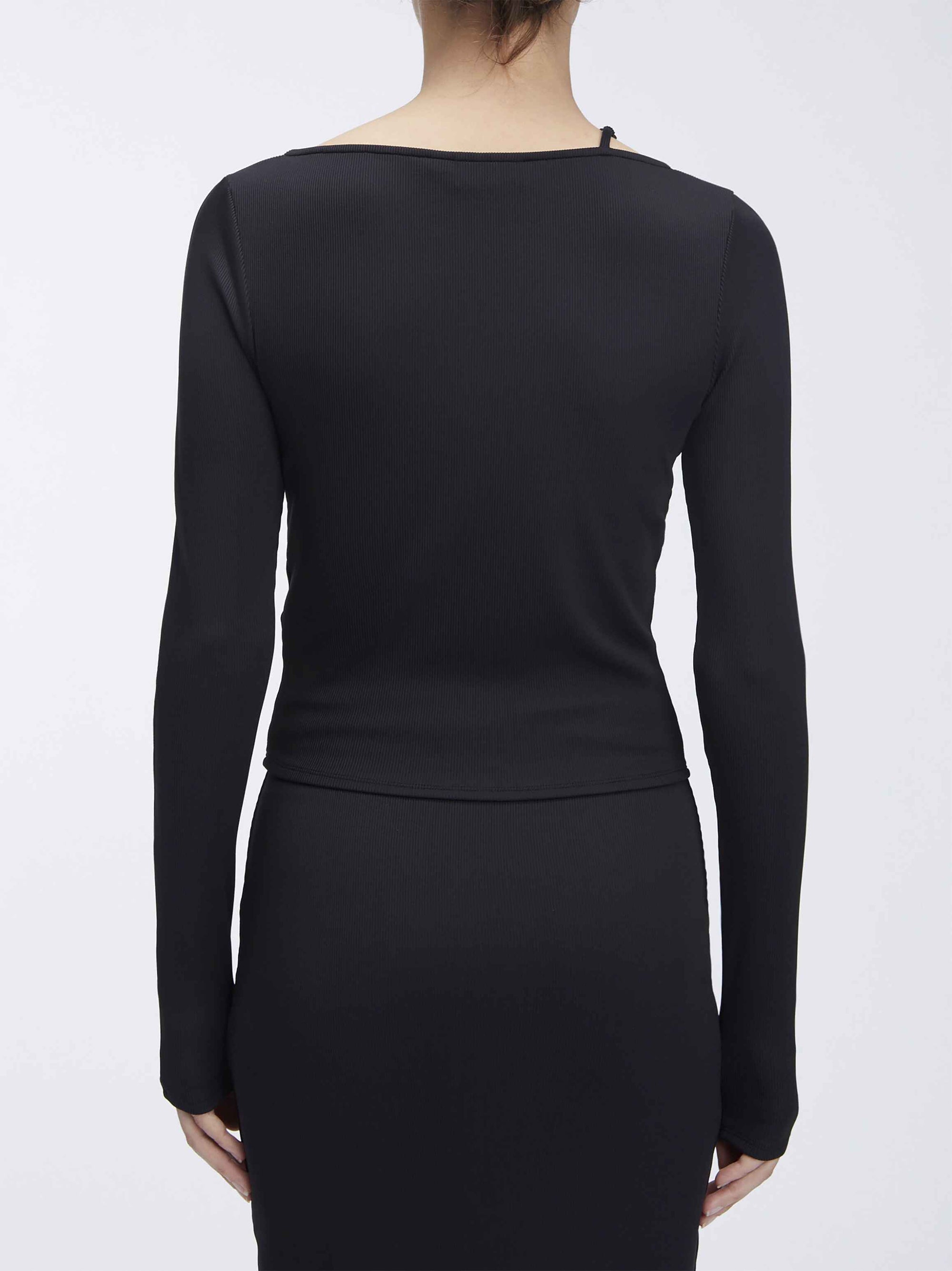 Pre-loved I Q Nova Slash neck Top, Black