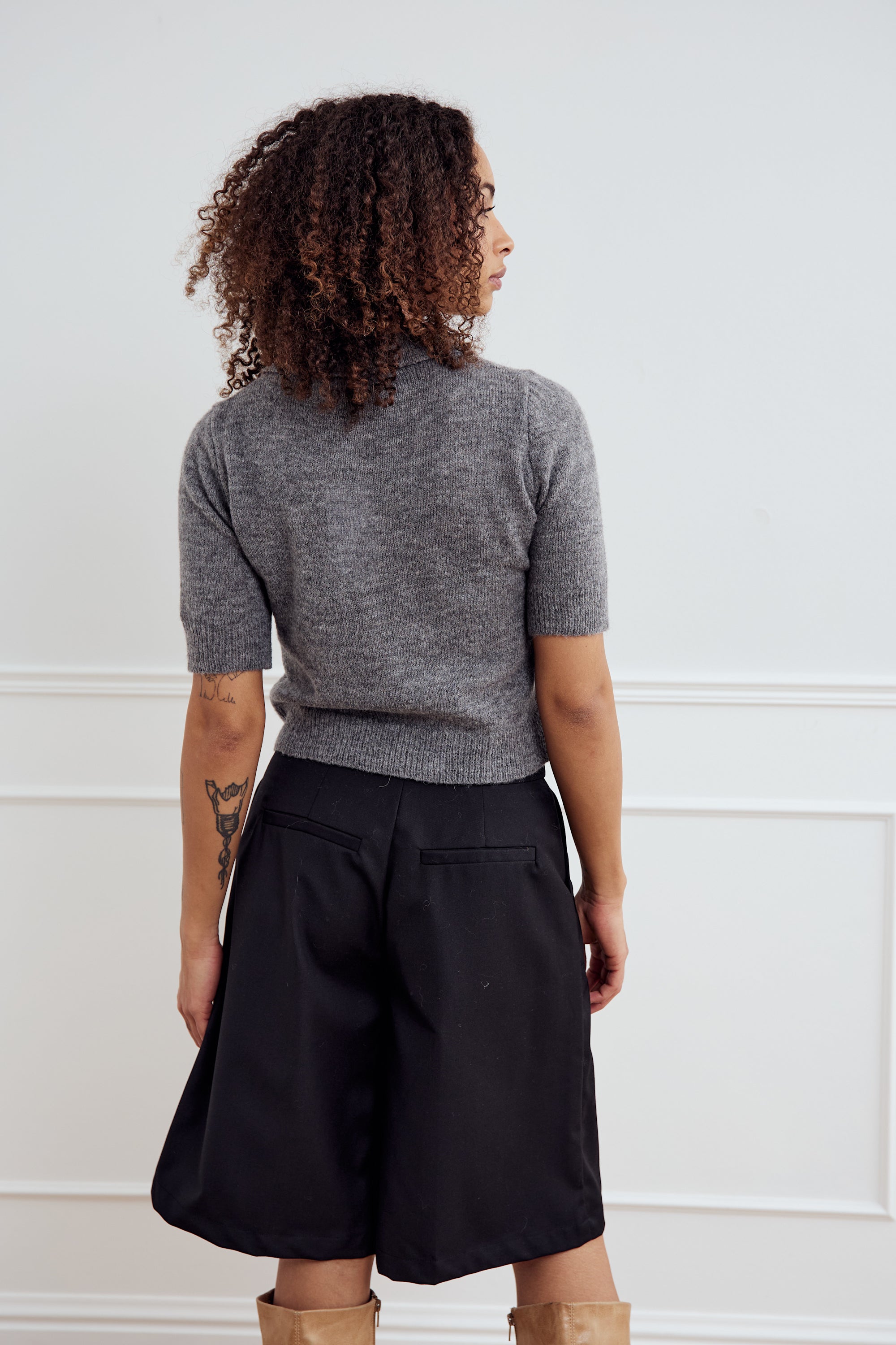 Kaziana Shorts, Black