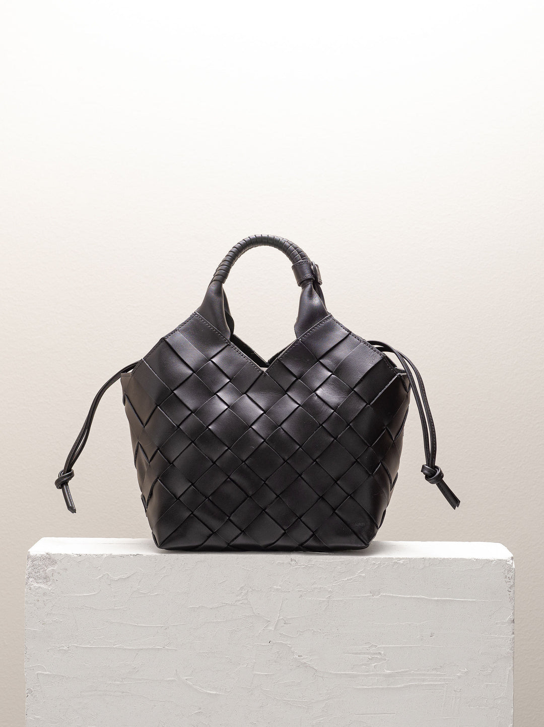 Misu Leather Bag Medium, Black