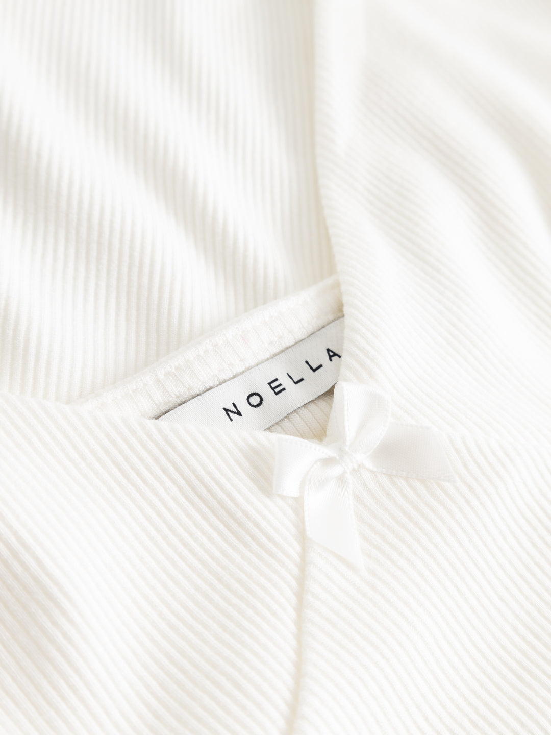 Morrigan Top, White
