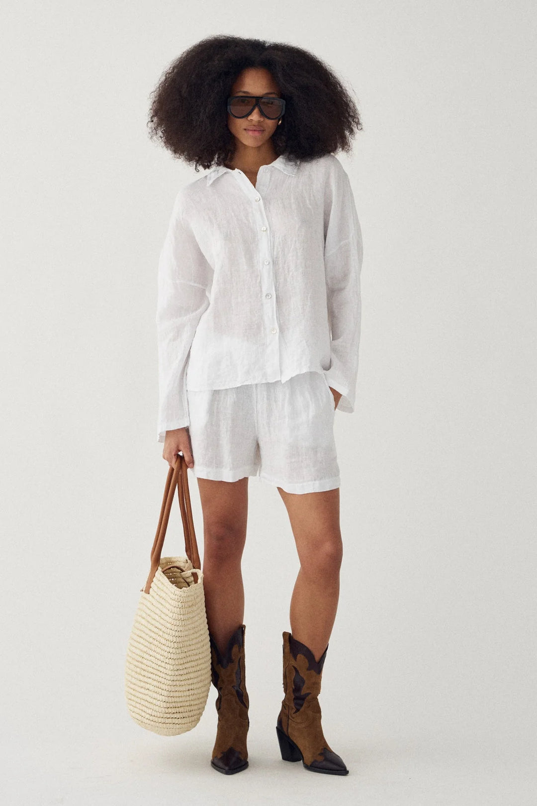 Layne Shorts, White
