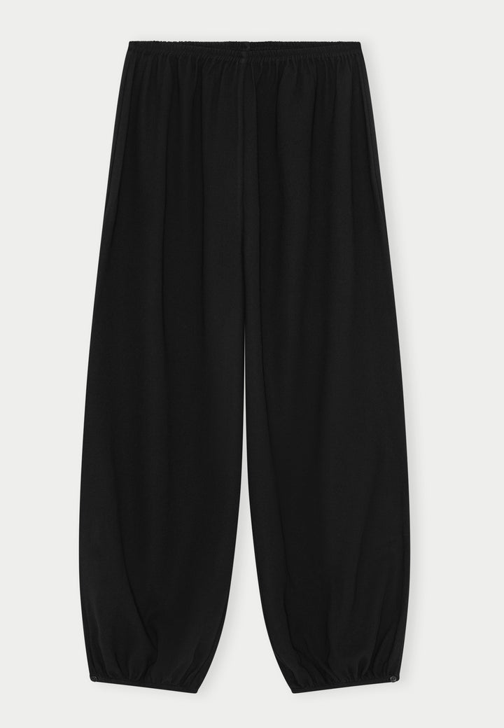 Nya Pants, Black