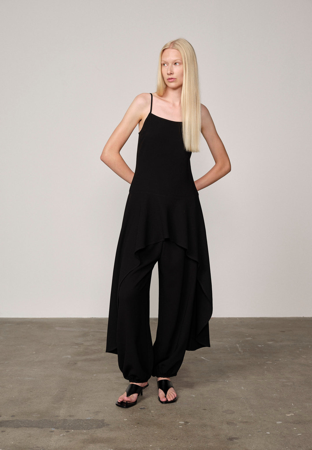 Nya Pants, Black