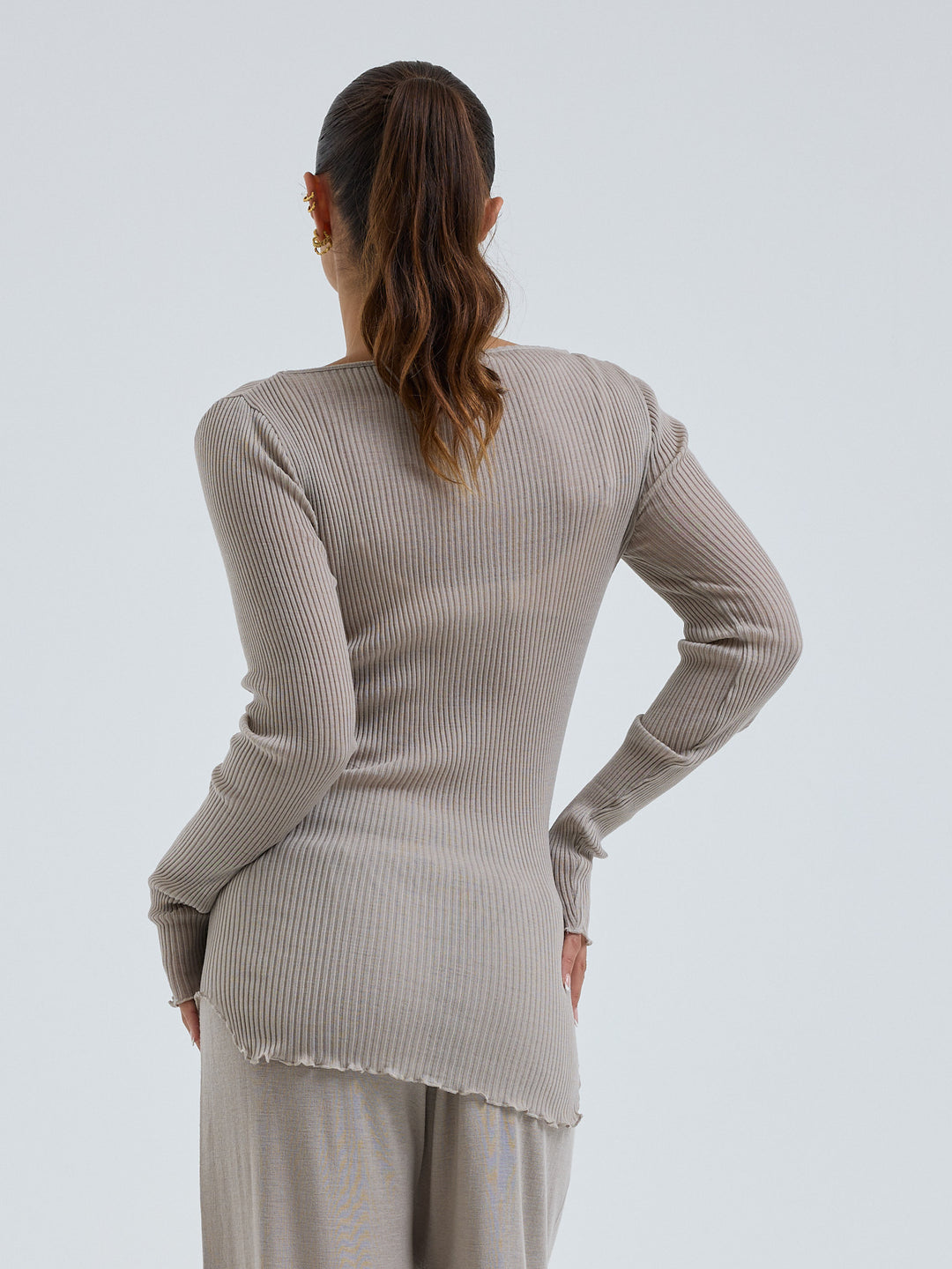Elegante, Beige