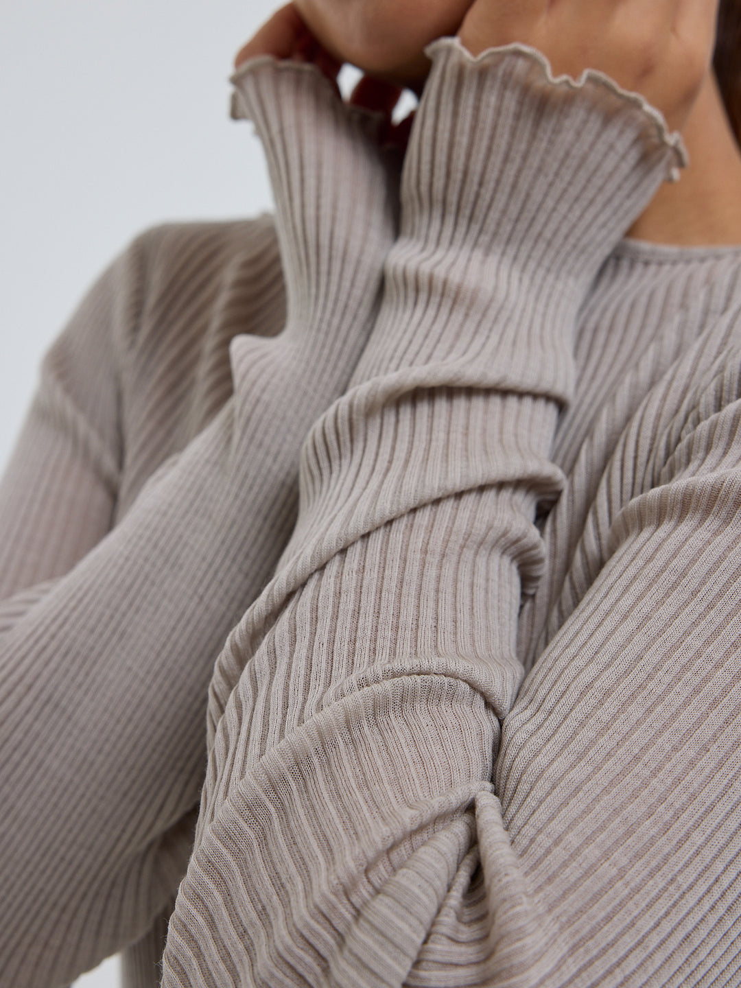 Elegante, Beige