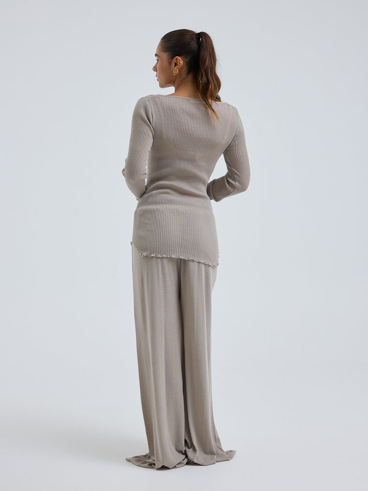 Elegante, Beige