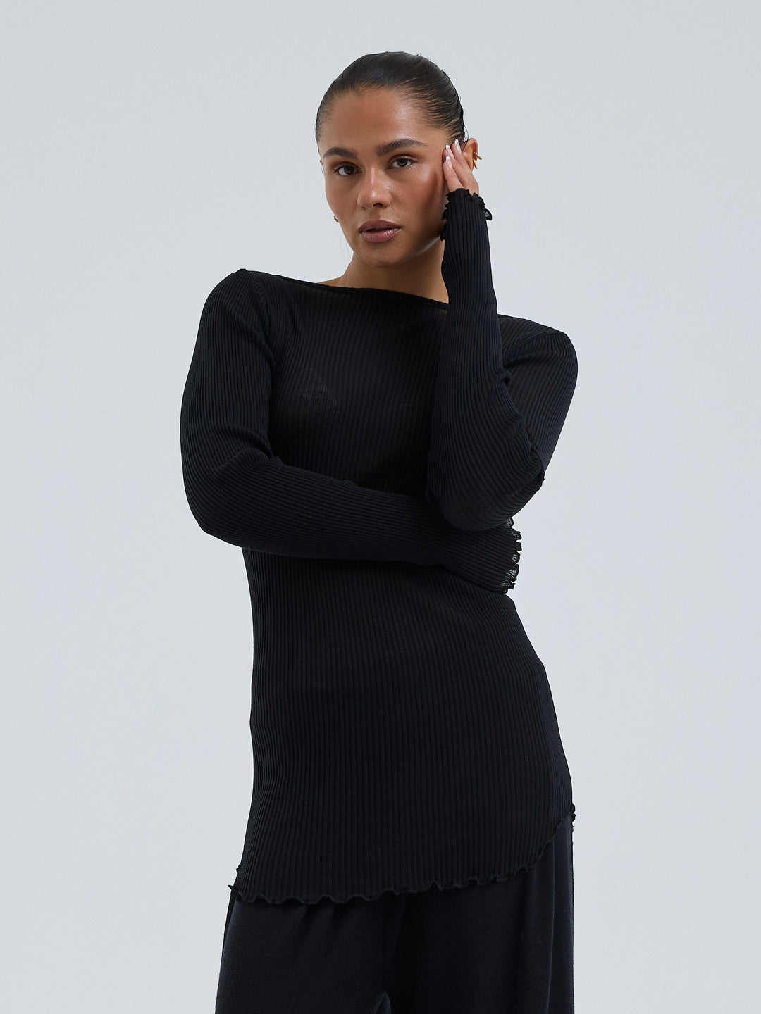 Elegante, Black