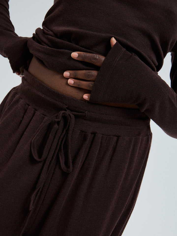 Woolen Barbera - Dark Brown