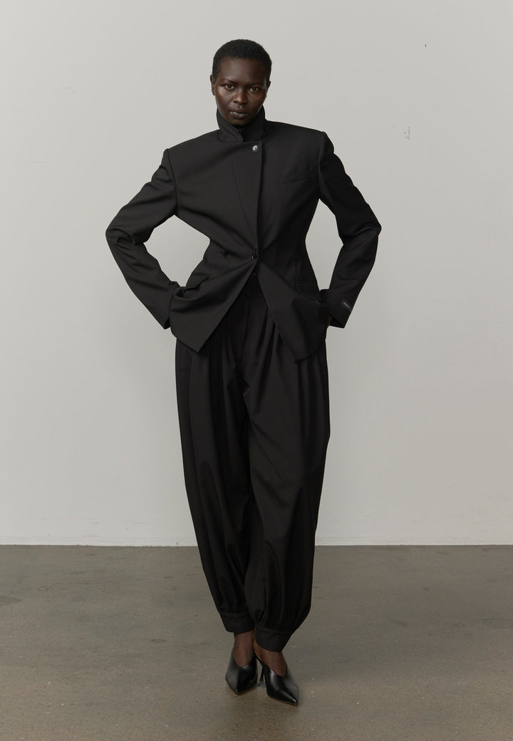 Shelia Fitted Blazer - Black