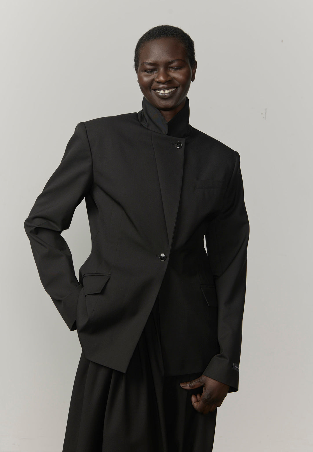 Shelia Fitted Blazer - Black