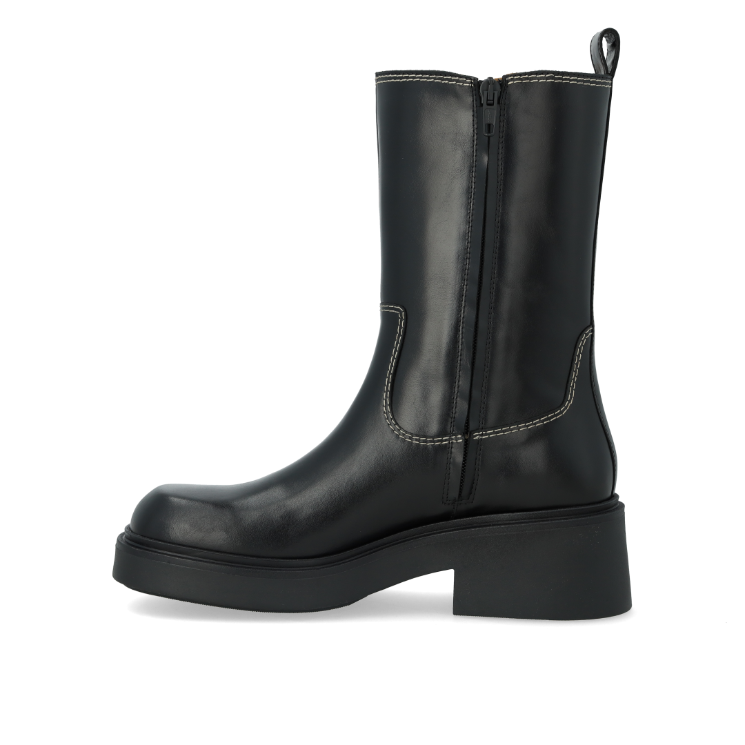 Squared Chunky Boots